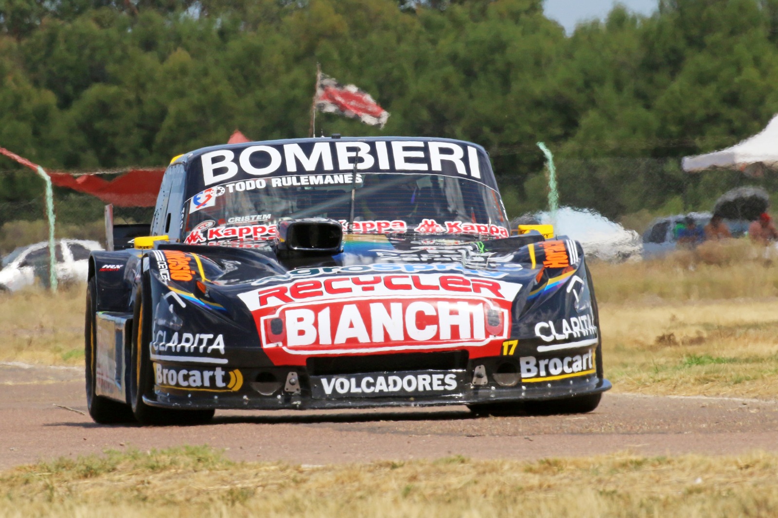 Las mejores fotos del sábado del Turismo Carretera en Viedma: WhatsApp Image 2023-02-11 at 14.44.07.jpeg